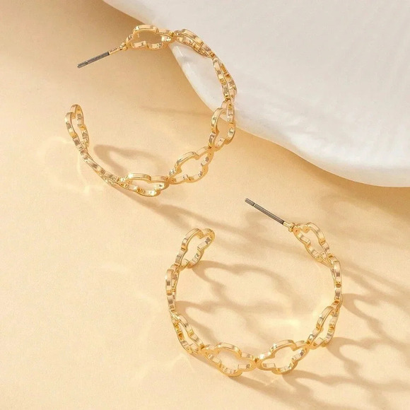 Yellow Gold Women's Design Hollow Out Small Flower Earring Set - Picture 3 of 4